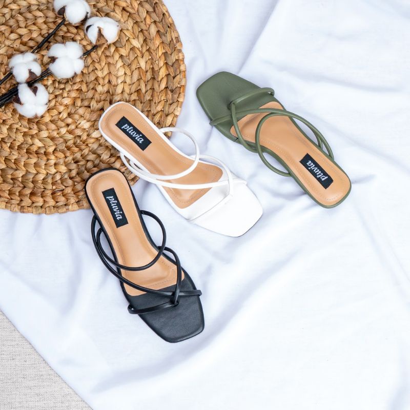 Sandal Tali Wanita Merek Pluvia