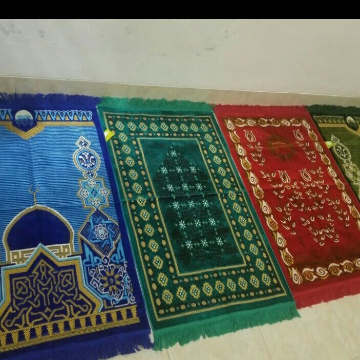 sajadah velteksa besar dan tebal made in turki