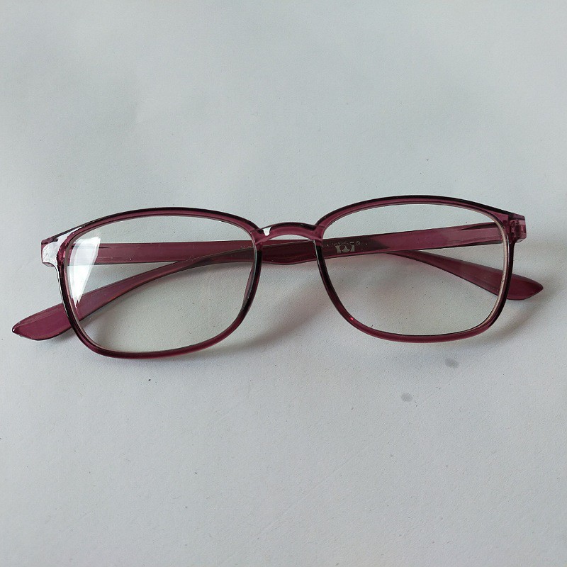 kacamata wanita frame kotak warna ungu