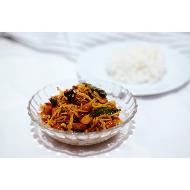 

Sambal teri kacang medan
