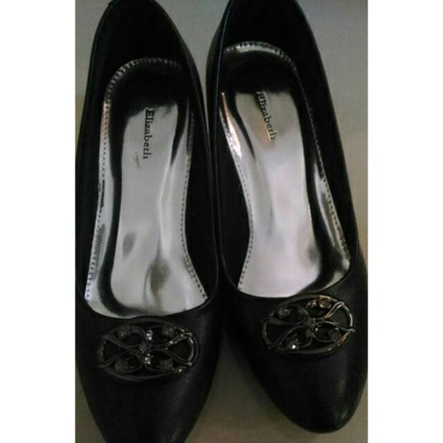 Sepatu hak kitten heels elizabeth