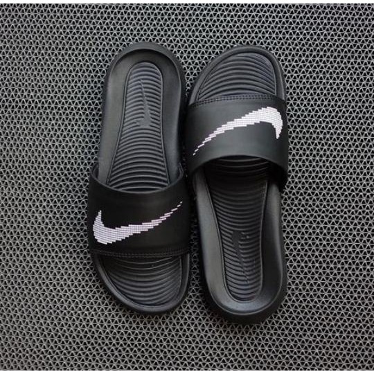 Sandals Nke Victory One Slide Black White
