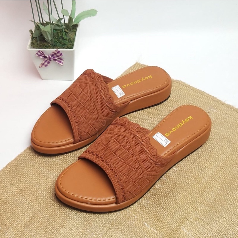 Sendal Plip Plop Wanita Upper Rajut Premium-Tan