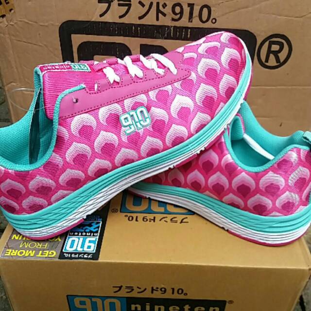 Sepatu Nineten