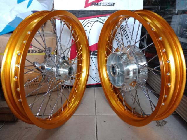 Paketan Velg CB 150 Megapro Verza Tiger revo CBR 150 New CB 150 New megapro Velg Rossi 140 160 185