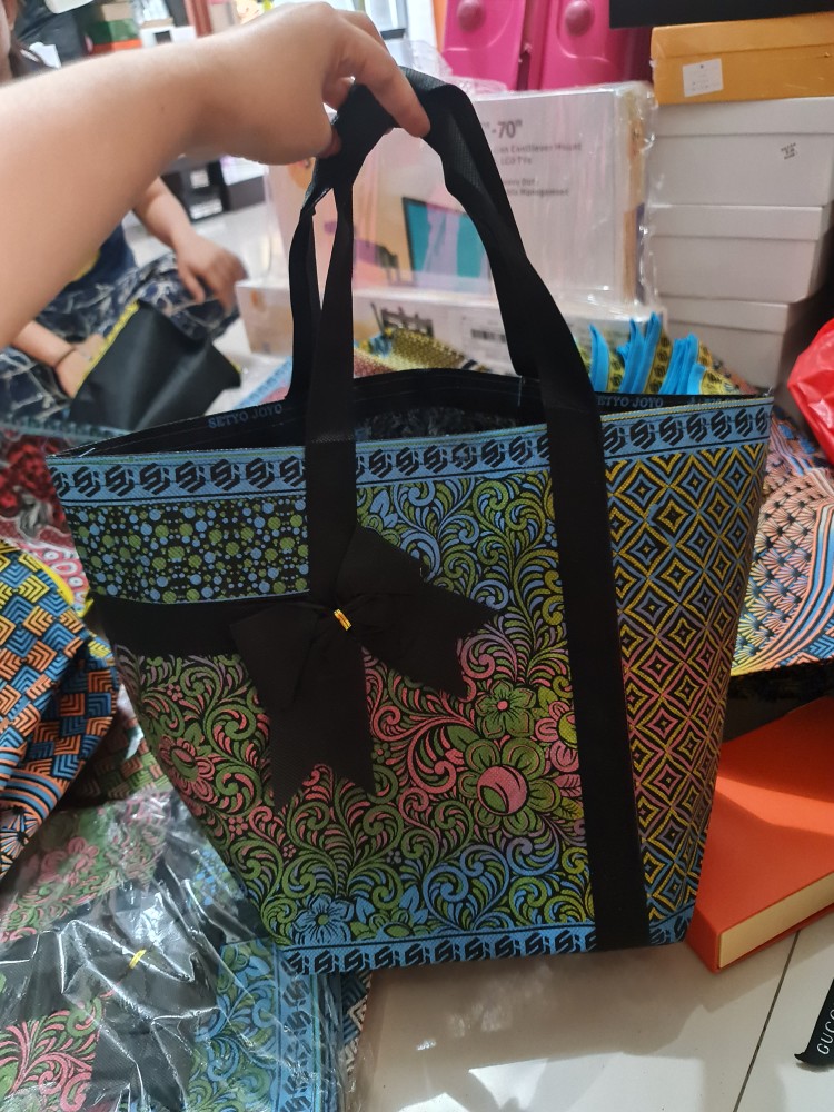 Tas Hajatan Batik Mewah Elegan