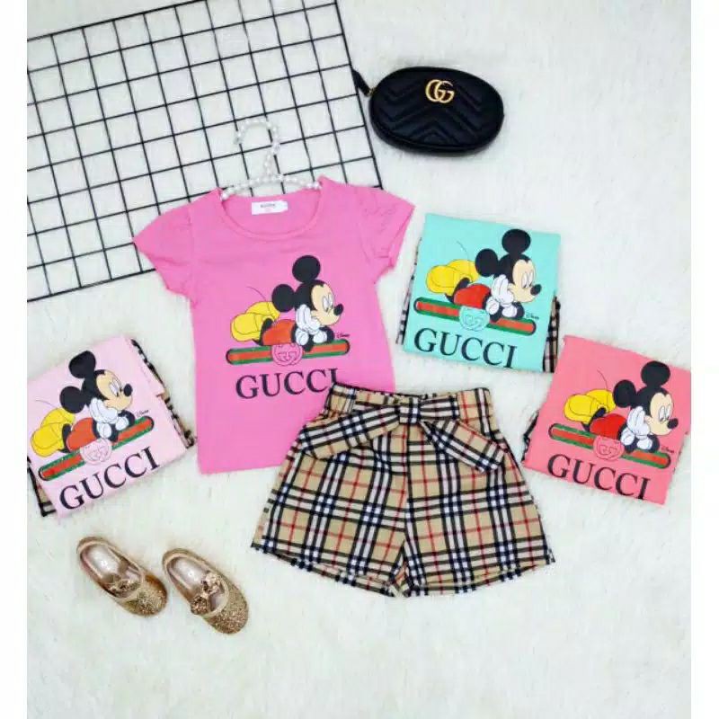 SETELAN MICKEY BURBERRYS