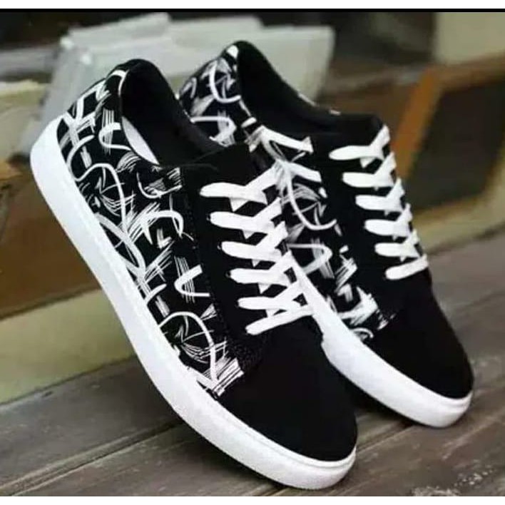 Sepatu Pria Sneakers Tali Otoy Vens OldSkull