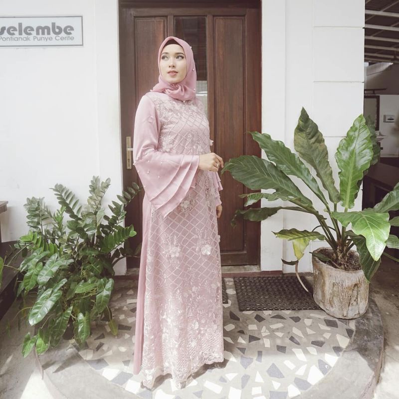 Caessarea Dress by Queens Butik - Dusty Pink - Size S