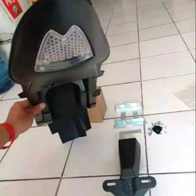 Undertail Undetrail Selancar Vixion old / Slancar Vixion Lama + Sein Sen  Rpro