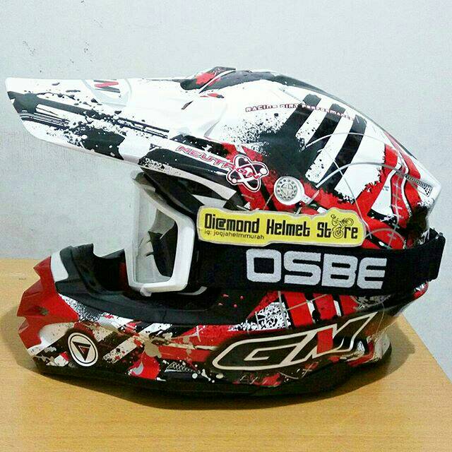 Paket Helm GM Supercross Neutron White Red Goggle Osbe White