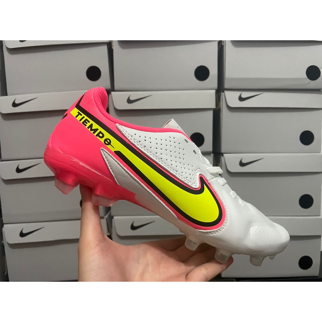 nike trainers warehouse