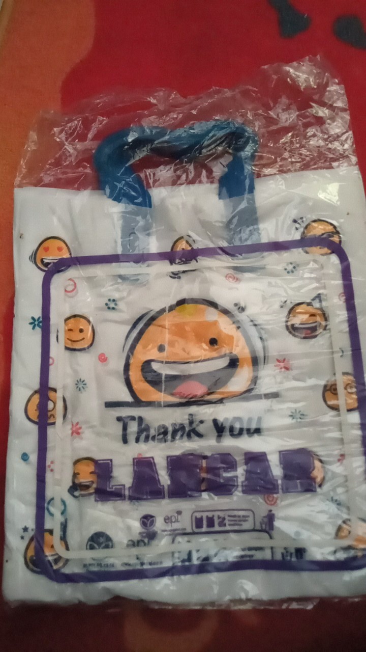 3 Pak (3 X 1 Pack) Kantong Plastik Smile Softhandle Ukuran 30