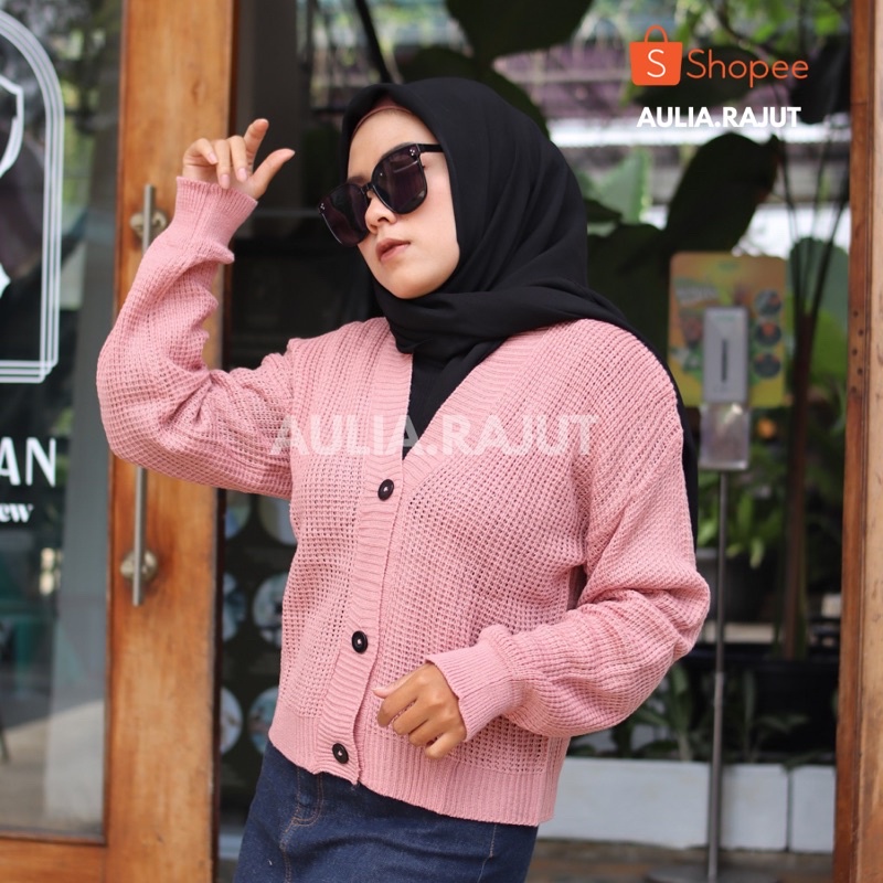 Baju Cardigan Rajut Crop Wanita Polos Premium Kancing 3