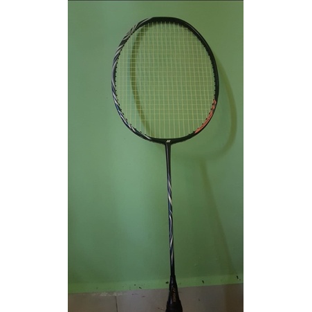 Yonex astrox 100 zz original bekas mulus