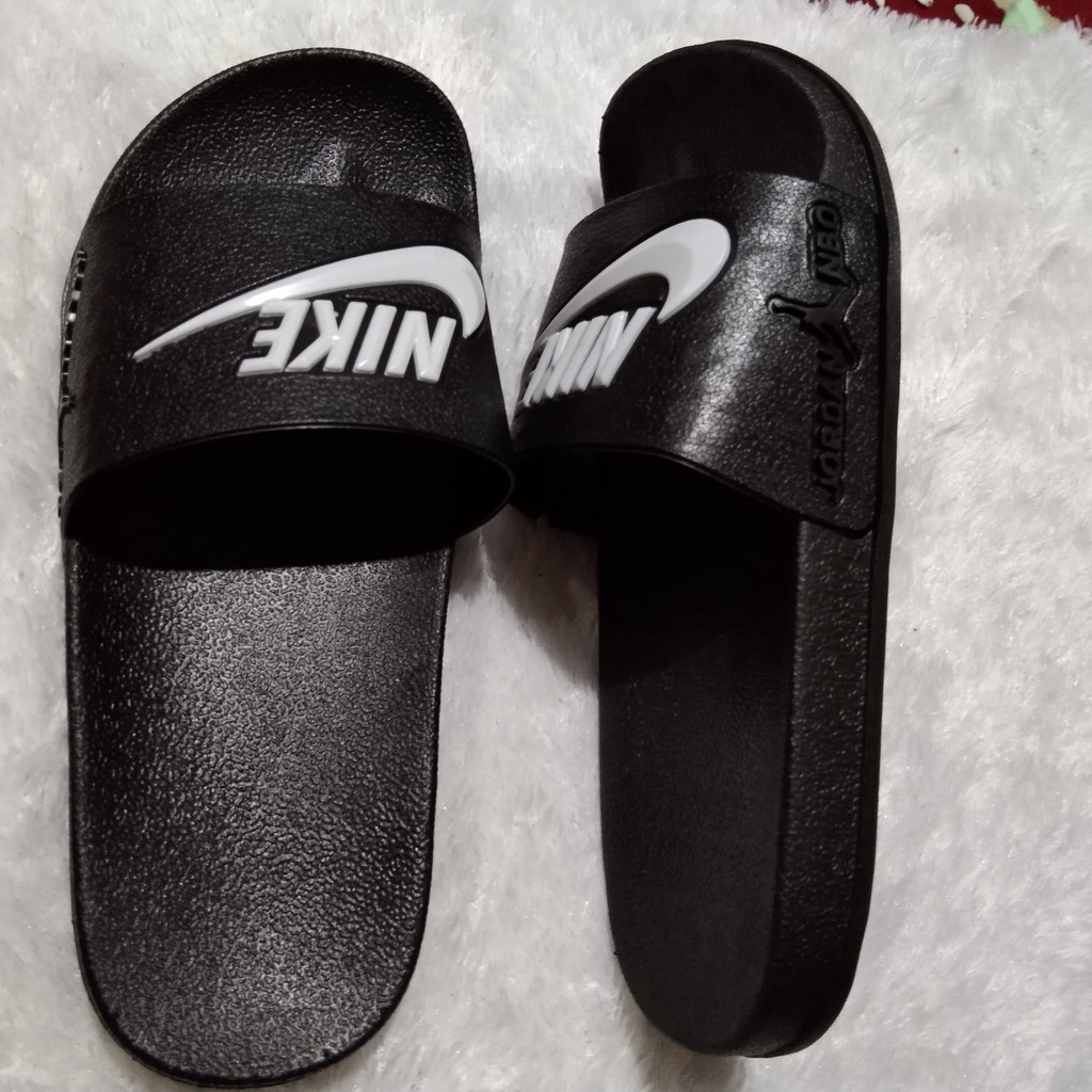 TOP SANDAL PROMO SANDAL NIKKE COUPLE UKURAN 30 SAMPAI 44 SANDAL SLOP NIKE JORDAN NBO BENASSI SENDAL NIKE KOKOP PRIA BENASSI IMPORT TAHANAIR  TERMURAH