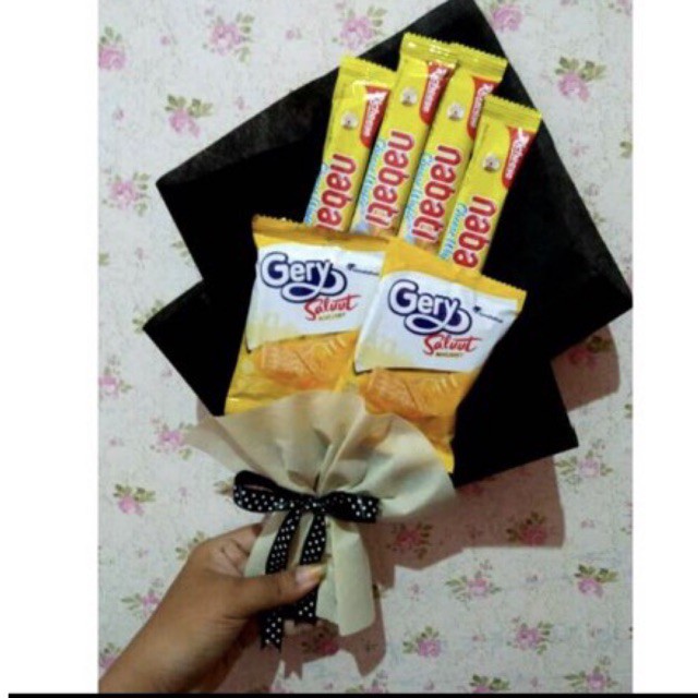 

(READY) buket snack / bucket makanan termurah / hadiah / kado untuk pacar