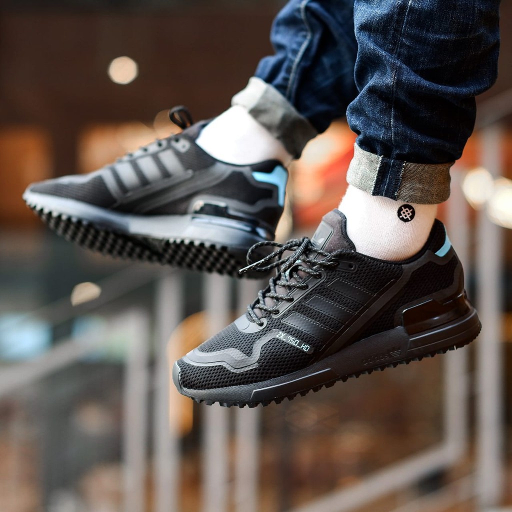 HARGA SEPESIAL ADIDAS ZX 750 HD BLACK NOIESS