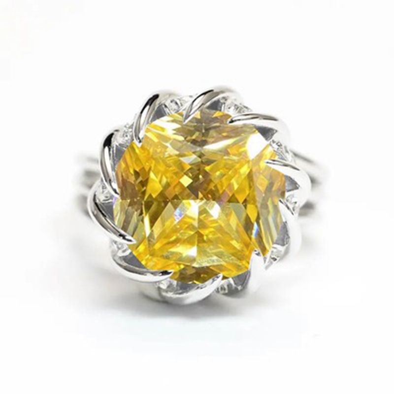 Cincin Bentuk Bunga Aksen Cubic Zirconia Bulat Warna Kuning