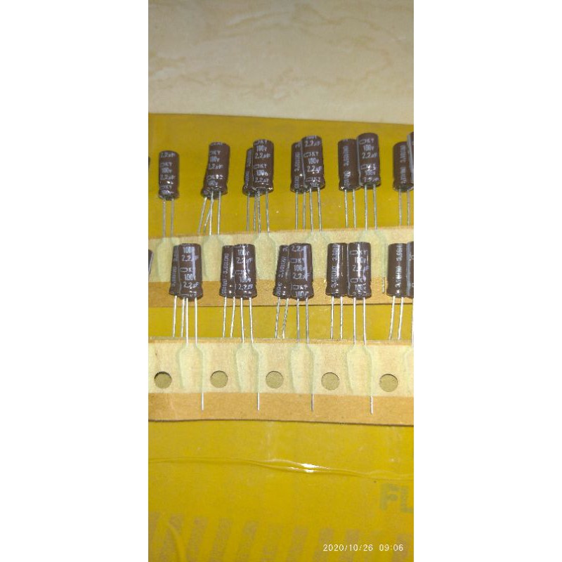 elco 2.2 uf 100 v