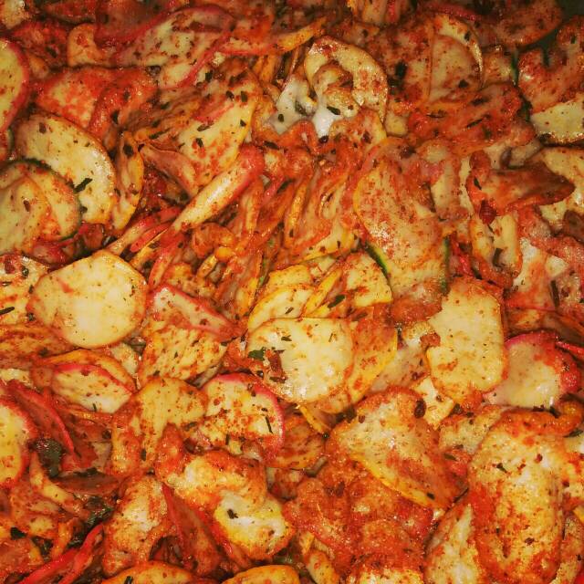 

Krupuk Seblak Extraa Pedasss 100% Halal