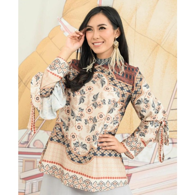 Sale Sacha Blouse By Wearing Klamby