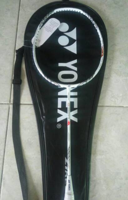 Raket Yonex Voltric ZZ Force II