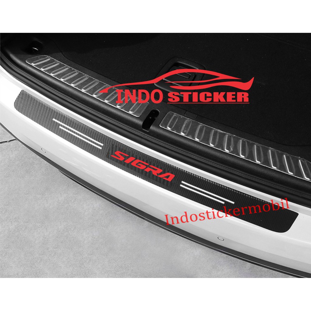Sticker stiker mobil sigra karbon pelindung bagasi belakang mobil daihatsu sigra