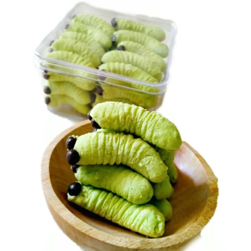 

Kue Bentuk Ulat Hijau/Kue Lebaran | 250 gram