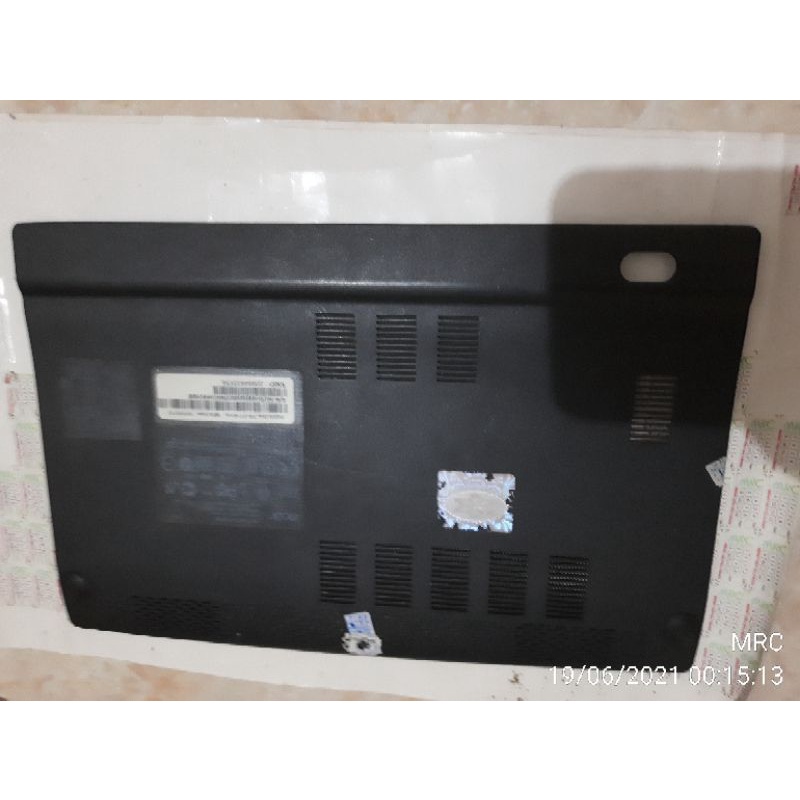 back door tutup belakang casing acer one 756 v5 131