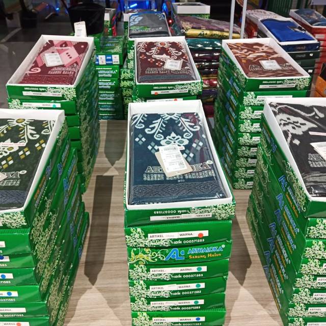 Sarung Brend ARTHALOKA