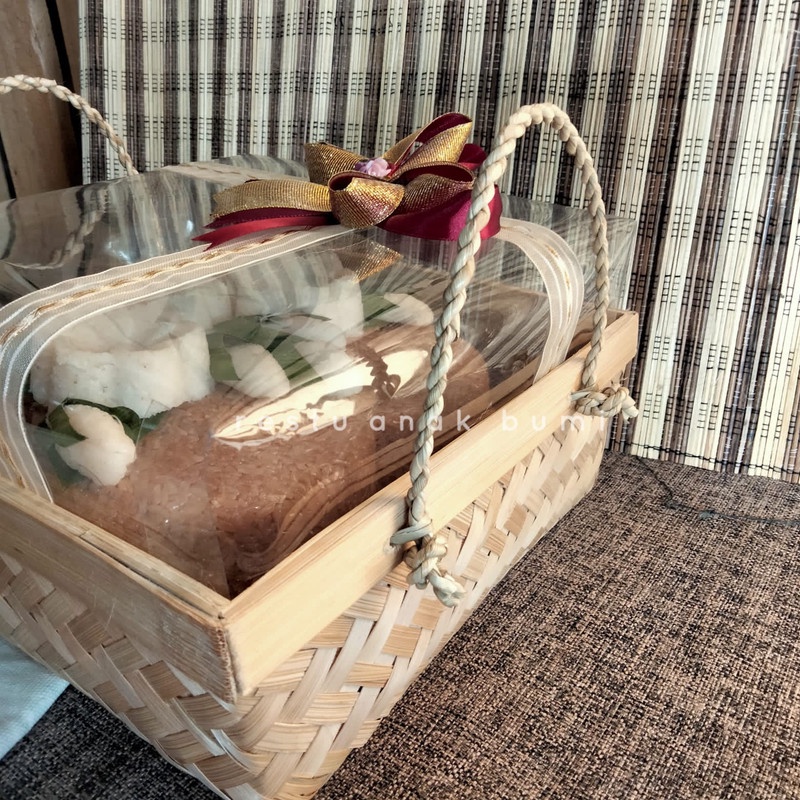 

Promo kemasan hantaran Besek Hantaran Nikah 20x30/hantaran/nikahan/seserahan/hampers/bingkisan/wedding/hadiah/giftbox/keranjang/wadah makanan/gift/sembako/roti/cake/nasi/catering/nasi box/food/lamaran/tradisi/craft