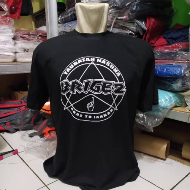 Kaos distro BRIGEZ / KAOS BANDUNG / KAOS MOTOR / KAOS PRIa wanita / kaos distro promo