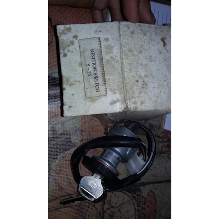 kunci kontak hijet1000