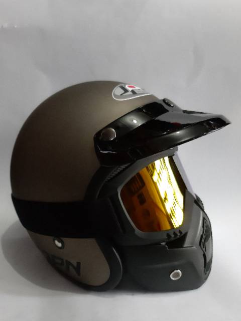 Helm JPN ARC GRANITO DENGAN GOGGLES MASK