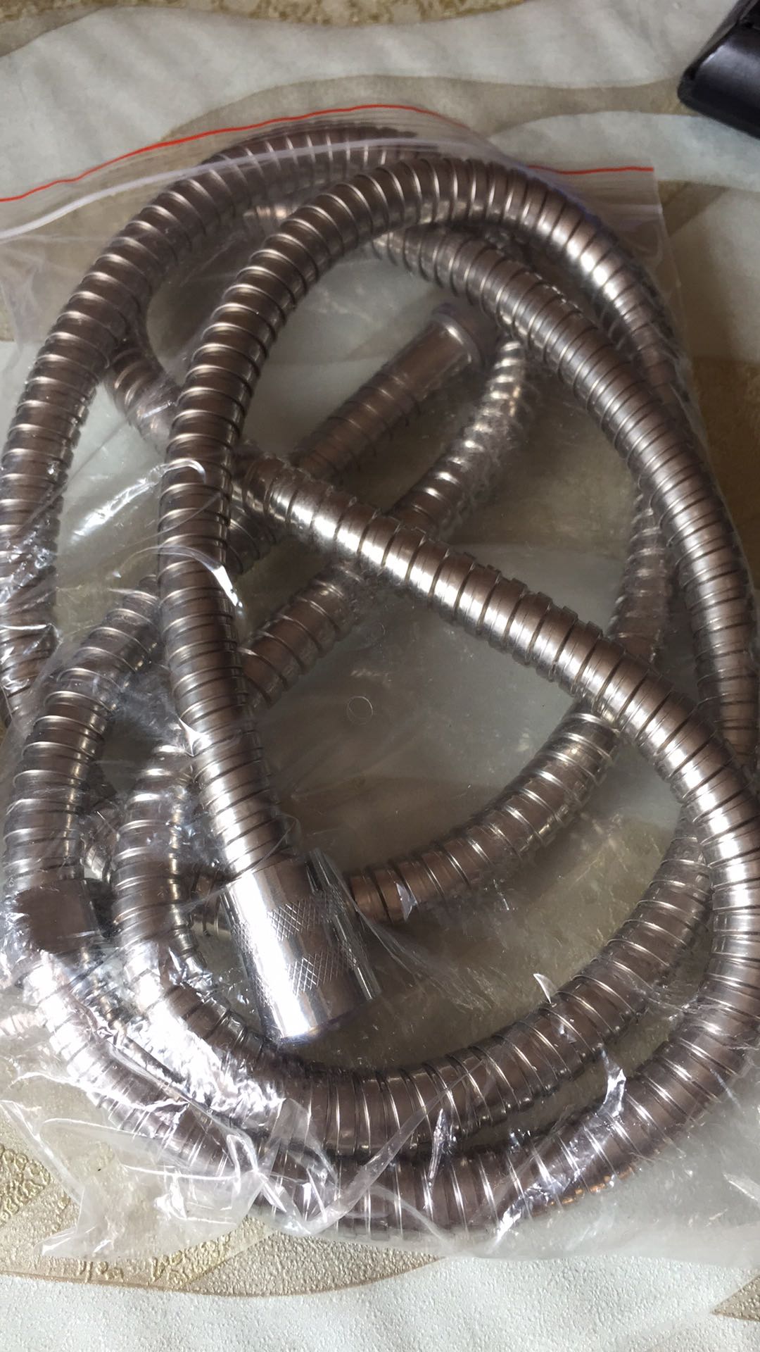 Selang Shower 2 Meter Selang Flexible Shower / Shower Kamar Mandi