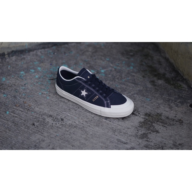 Sepatu pria wanita converse one star pro x alexis sablone original BNIB