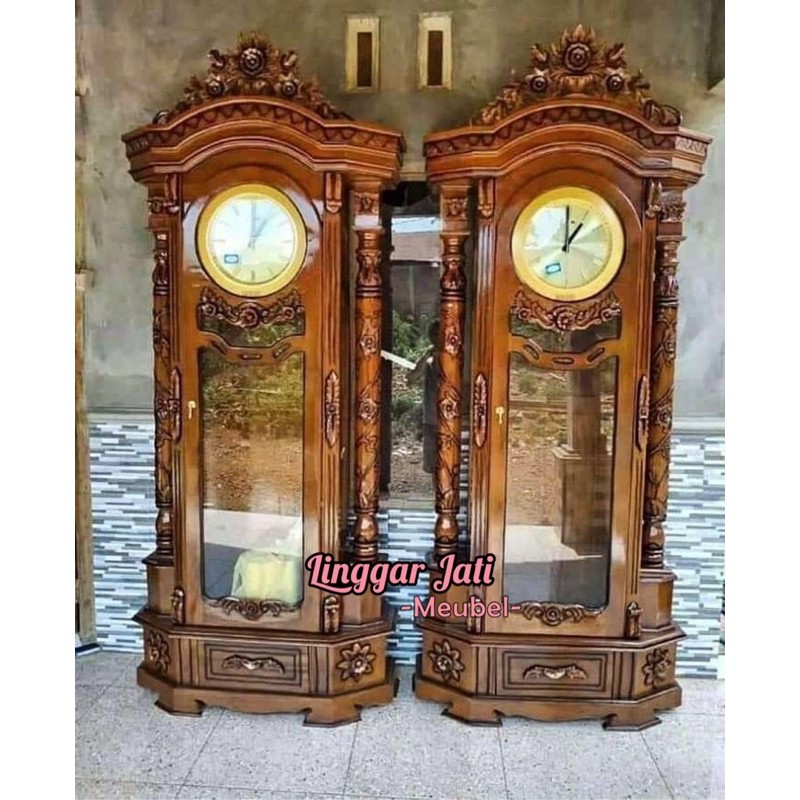 Lemari Sudut Jam Hias Almari Pajangan Kayu Jati