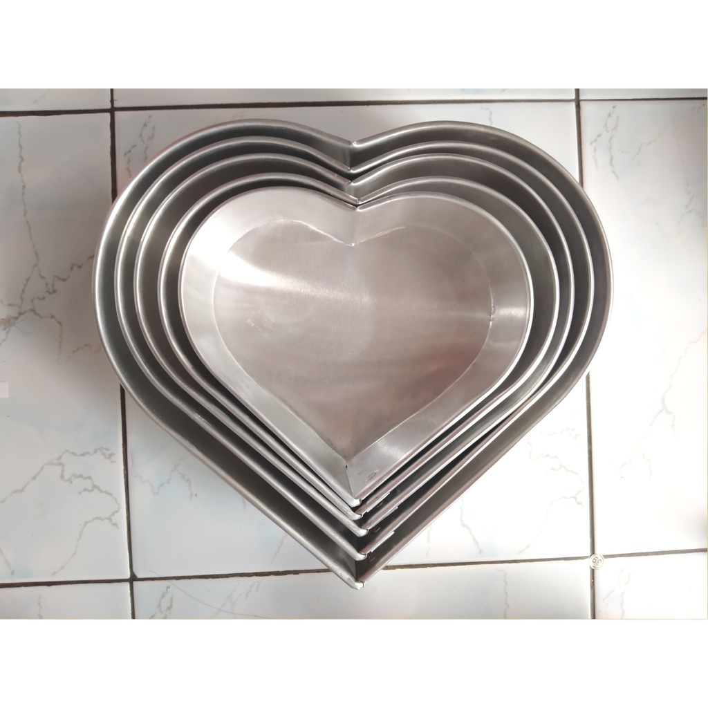 LOYANG LOVE SUSUN 5 SET ALUMINIUM LOYANG BOLU LOYANG BENTUK HATI