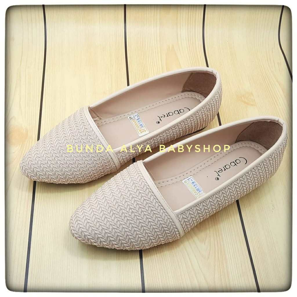 Sepatu Wanita Premium CABARET KREM Suede SIze Size 37 - 40 - Sepatu Flatshoes Perempuan Bagus