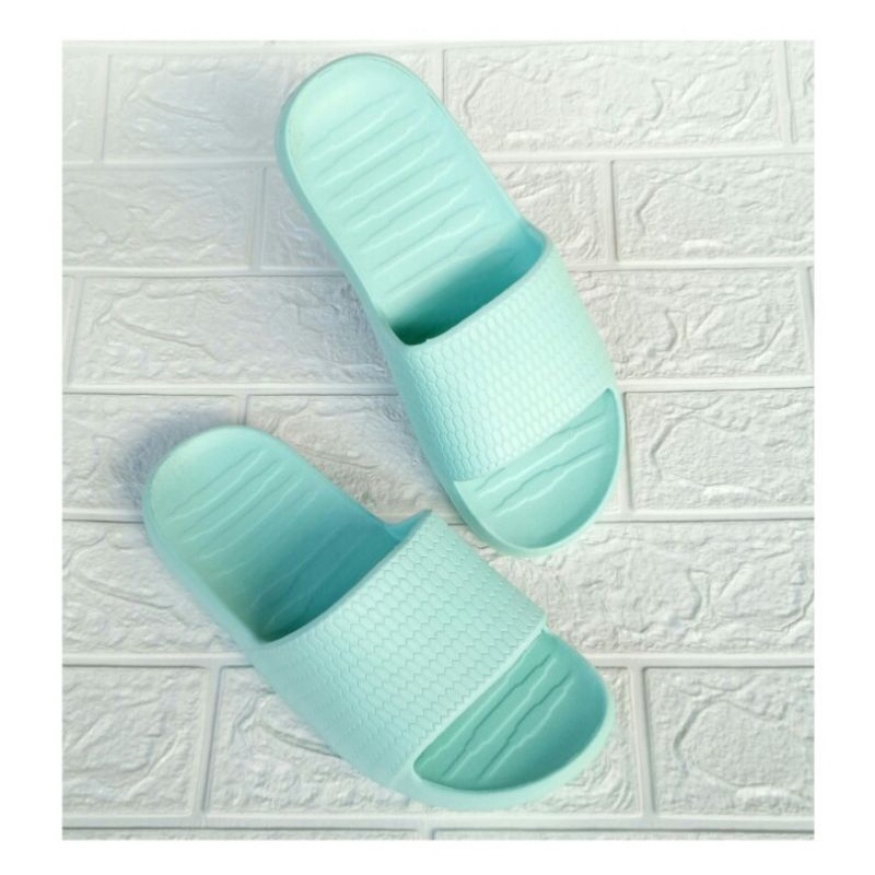 Sandal Rumah 36-40 Sendal Slop Kamar Mandi Wanita Lembut Model Miniso