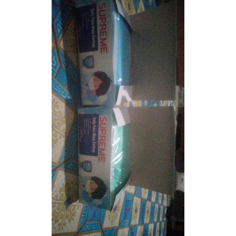 masker 3ply supreme