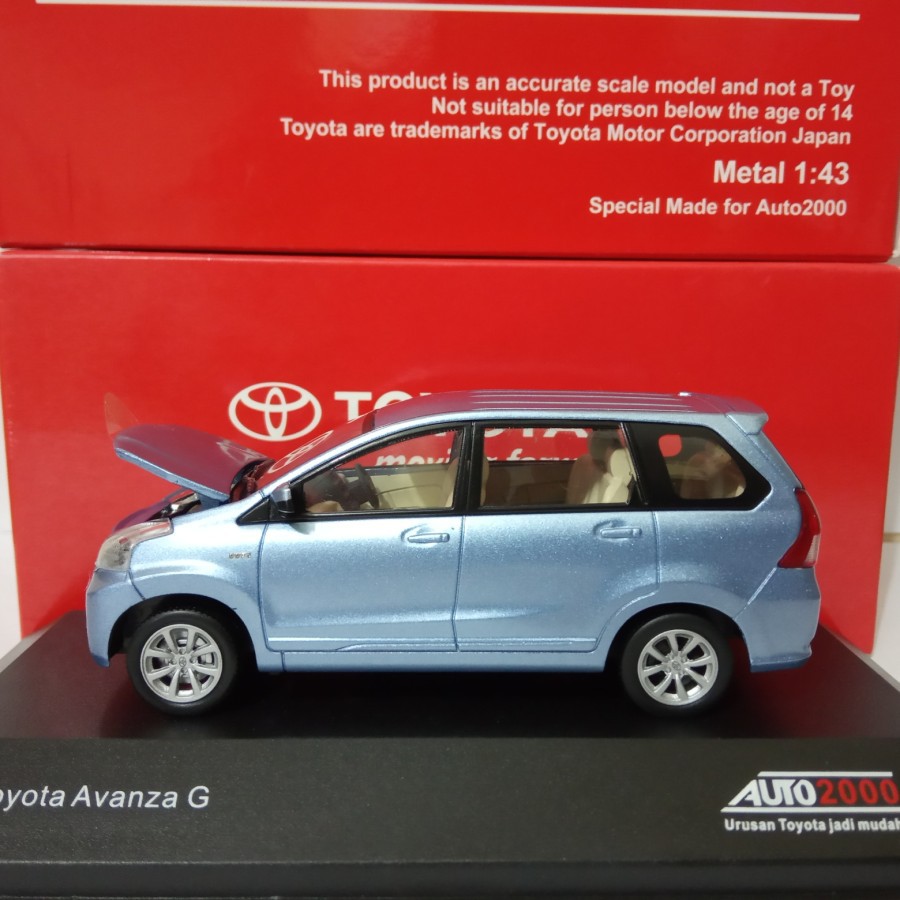 Diecast  mobil Avanza G biru miniatur Toyota Avanza G biru paper box auto 2000 harga murah