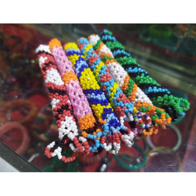 

Sarung pulpen manik oleh-oleh kalimantan