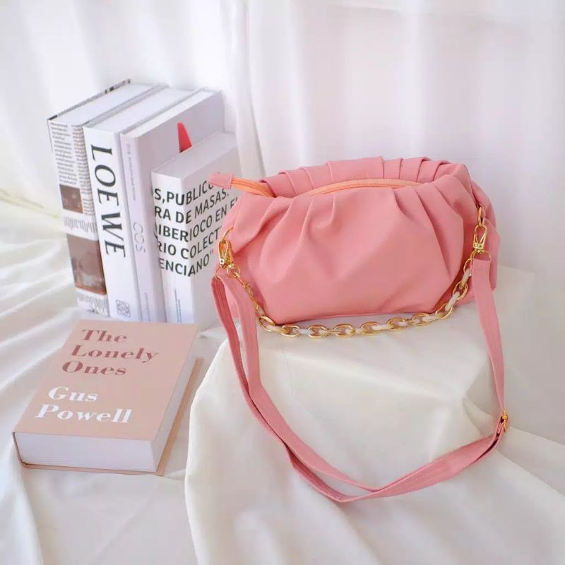 READY STOCK - SCARLET ACRILIC BAG