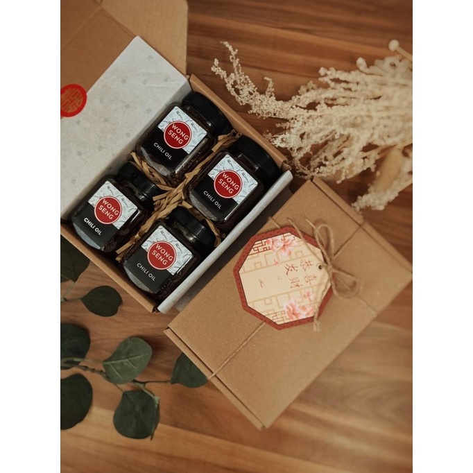 

READY COD Hampers Parcel Imlek Wongseng - Chili Oil PROMO SPECIAL Kode 942