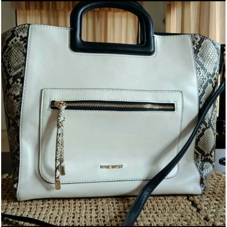 tas nine west