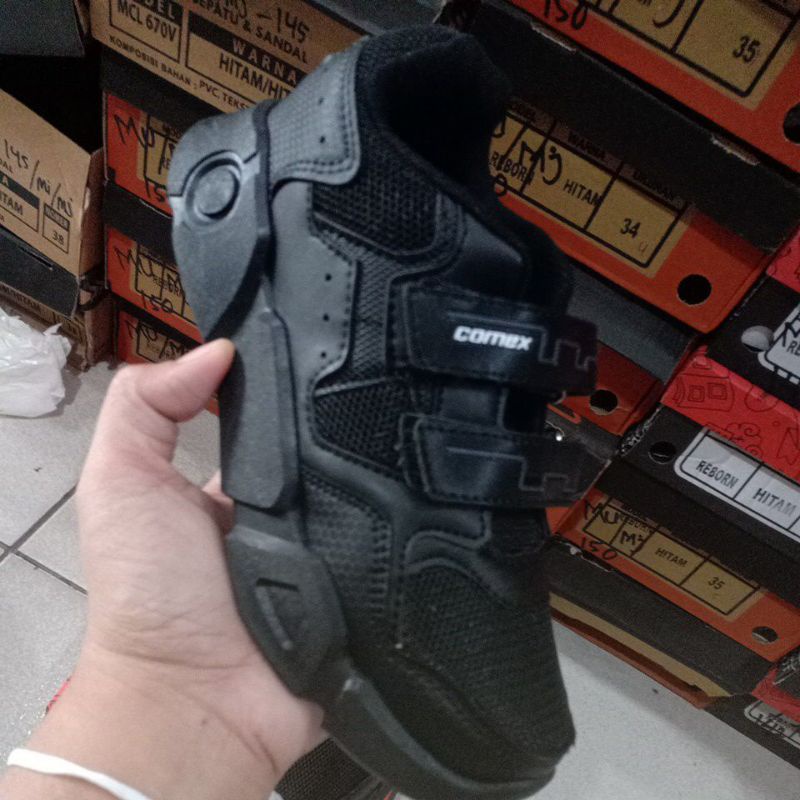 sepatu sekolah hitam polos lem dua merek comex size 31-36