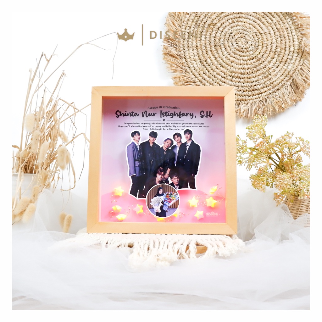 

Kado KPOP Medium - Custom | Diseeni | Kado Ultah Kekinian |