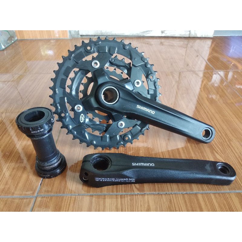 Crankset shimano acera mt300